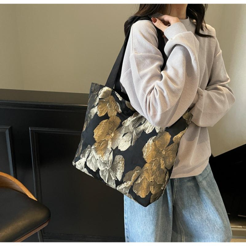 Premium Versatile Tote Bag Summer New Butterfly Printing Fashion Large Capacity Commuter Bag Shoulder Bag
