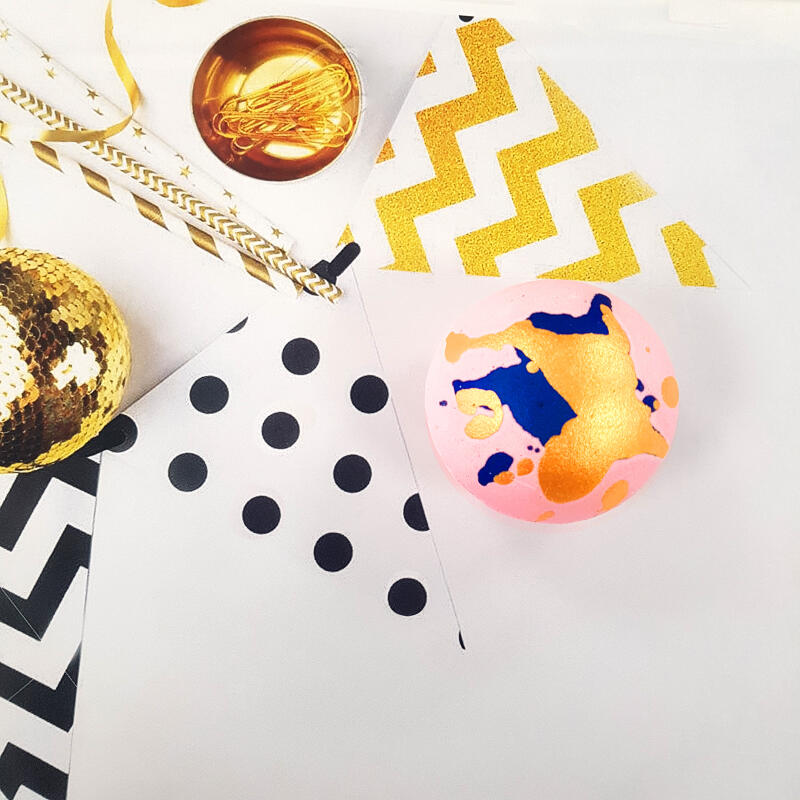 BOMP COSMETICS Sparkle & Shine Bath Blaster