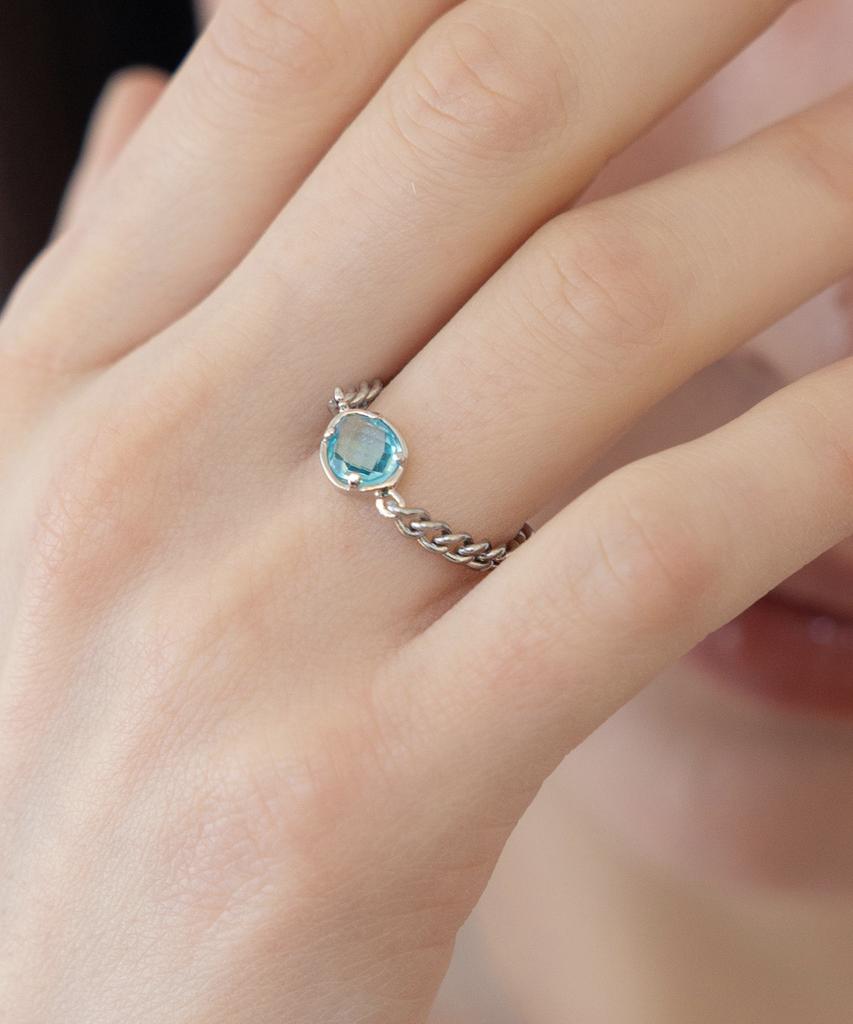 Merrymotive Sky Dew Chain Ring