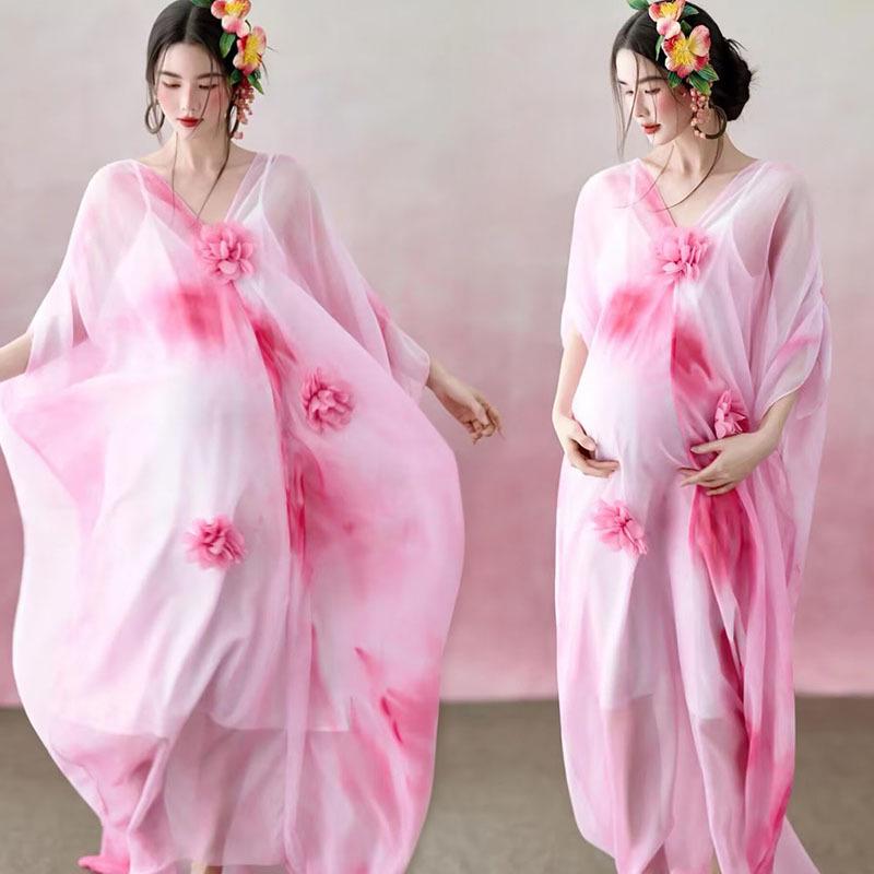 

Vintage Pink Maternity Dress with Full Skirt for Studio Photography One Size