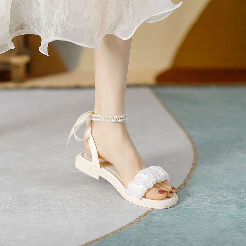 Sandals women's outer wear 2025 summer new versatile ins bow fairy style flat sandals non-slip maternity sandals