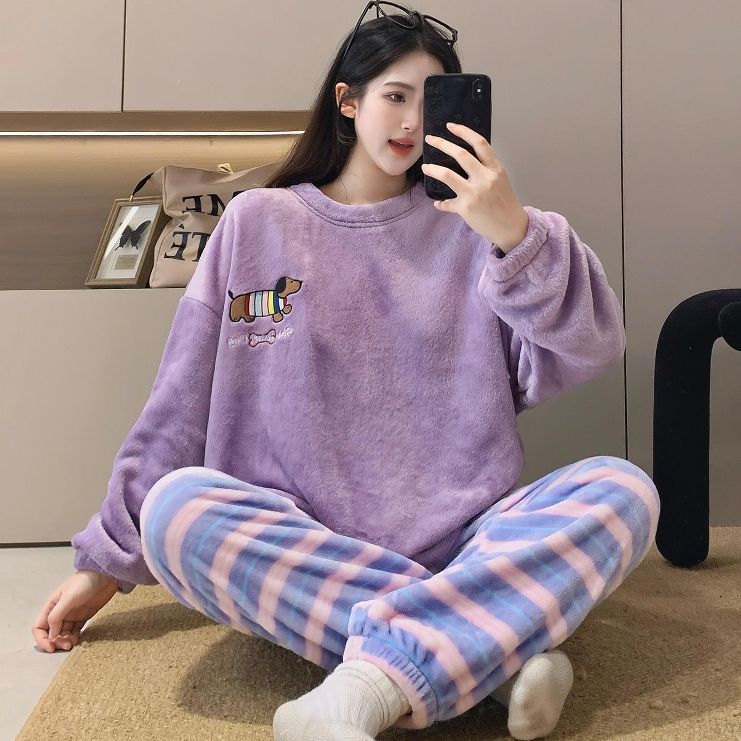 

Нові 2025 Осінь Зима Теплі Фланелеві Жіночі Піжамні Комплекти Потовщений Кораловий Оксамит Довгий Рукав Милий мультяшний фіолетовий Комплект для Сну Тонкий Фланелевий Піжамний Комплект XXL
