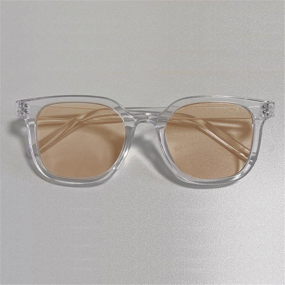 Vintage Square Frame Sunglasses for Women Men Stylish Designer Glasses UV400 Sunglasses Beach Travel Popular Black Color Shades