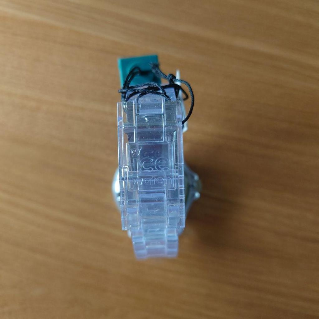 Used ice watch unused item out of battery