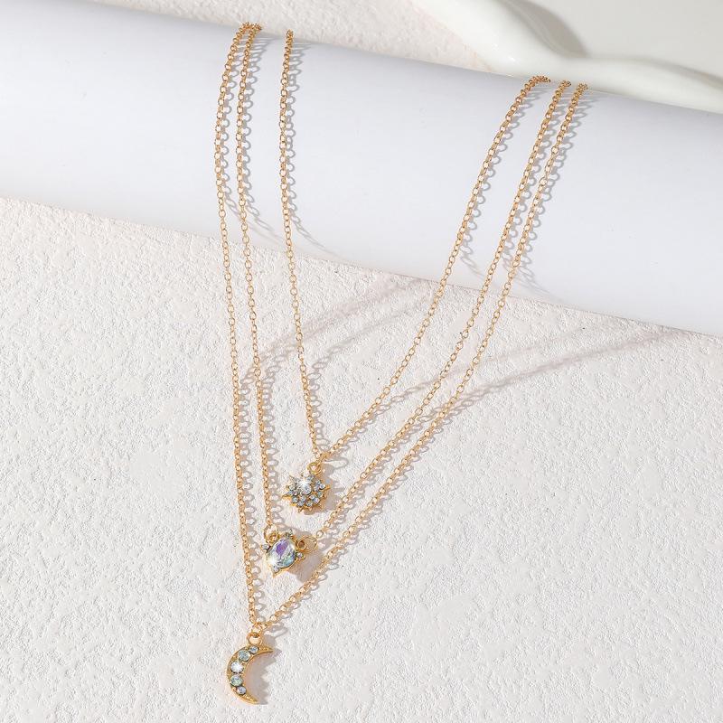 Elegant Sunflower Moon Layered Necklace - Multi-layer Pendant for Women with High-end Style.