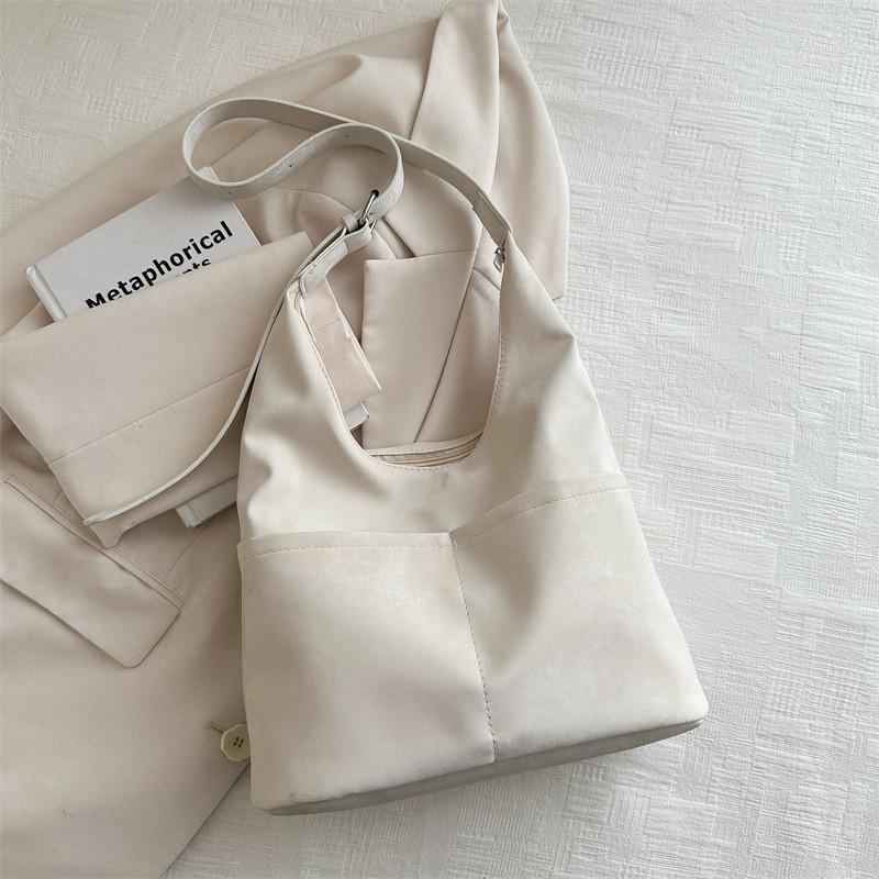 Large Capacity One Shoulder Bag Vintage Underarm Bag Stylish Handbag Street Style