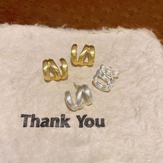 

Yousheng 1 Pair Women Earrings Geometric Design Piercing Metal Earrings Fine Workmanship Stud Earrings Jewelry Accessories серебряный