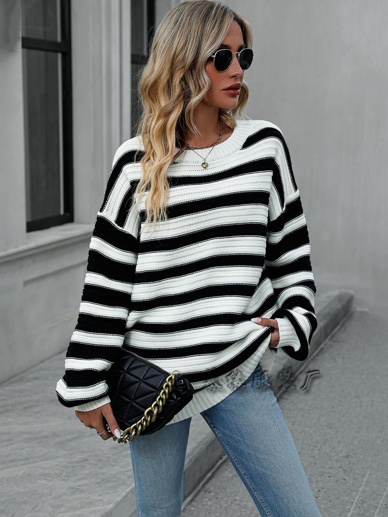 Autumn and winter new striped knitted sweater large size women's European and American knitted crew neck pullover women's