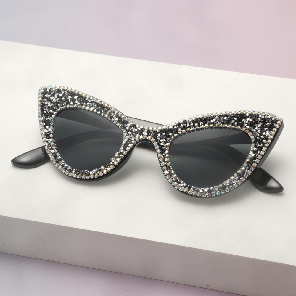 

Cute Diamond Encrusted Cat Eye Women Sunglasses Trendy Female Sun Glasses Light Luxury Gift