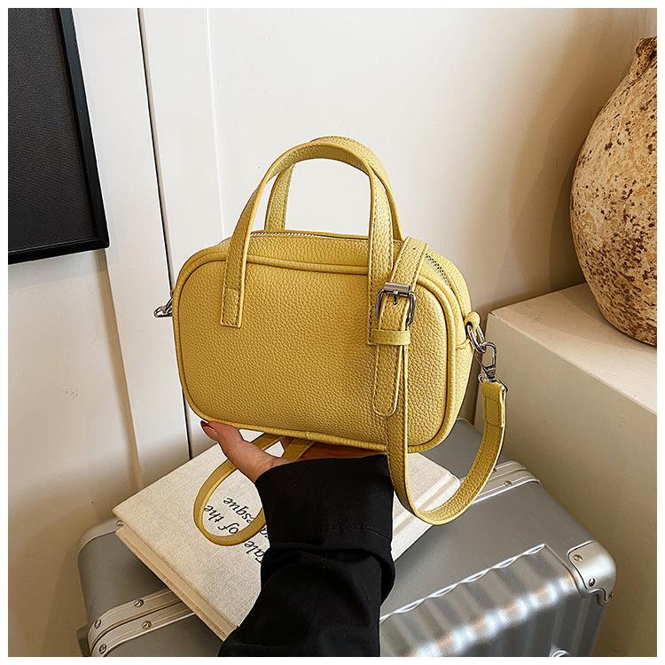 Niche Design Portable Mini Mobile Phone Bag Women's Summer New Fashion Versatile Shoulder Messenger Bag