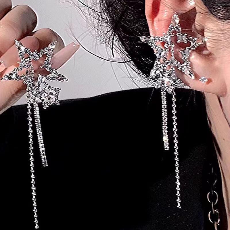 Koreańskie Klipsy na Uszy dla Nieprzekłutych Uszu – Modny Chwost i Perłowy Motylkowy Design dla Kobiet