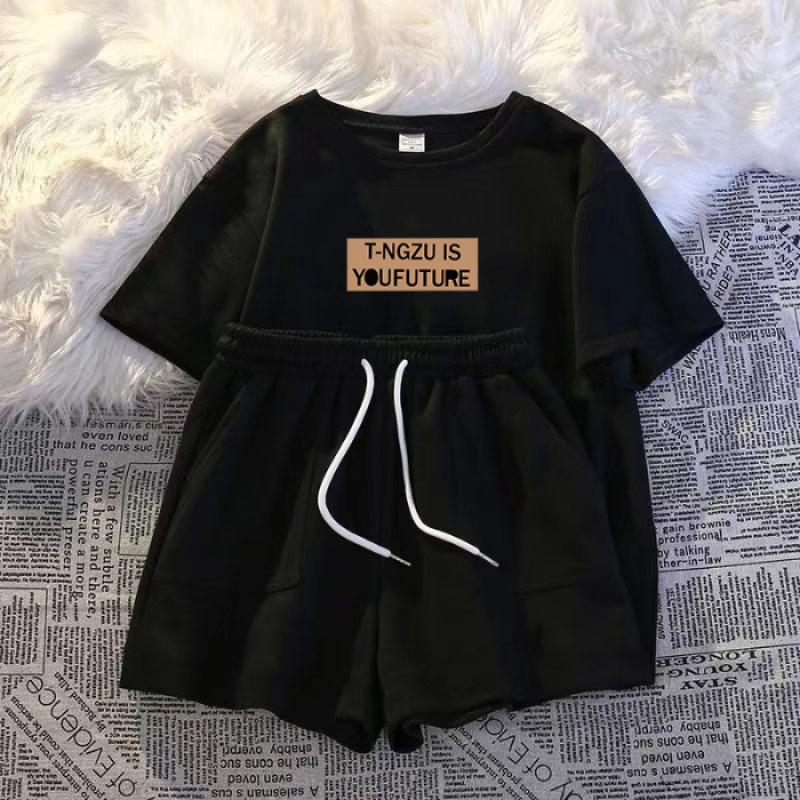Women's Casual Summer Two-Piece Set: Short-Sleeve Top & Shorts, Loose Fit, Ideal for Petite Sizes and Running