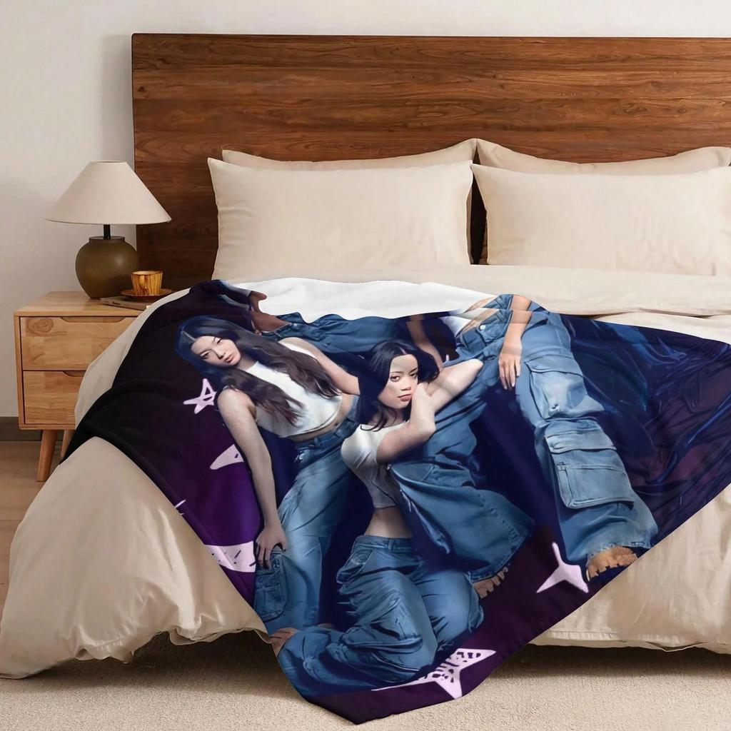 1 szt. Flanelowy Koc Katseye K-Pop, Miękki Koc z Nadrukiem 2D, Na Wszystkie Pory Roku, Prezent dla Fana do Sypialni, Salonu i Niezbędny na Kemping