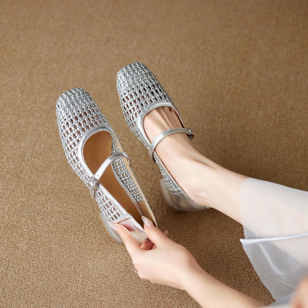2026 Spring British Style Slimming and Breathable Mary Jane Shoes Women's Hollow Shallow Mouth Single Shoes