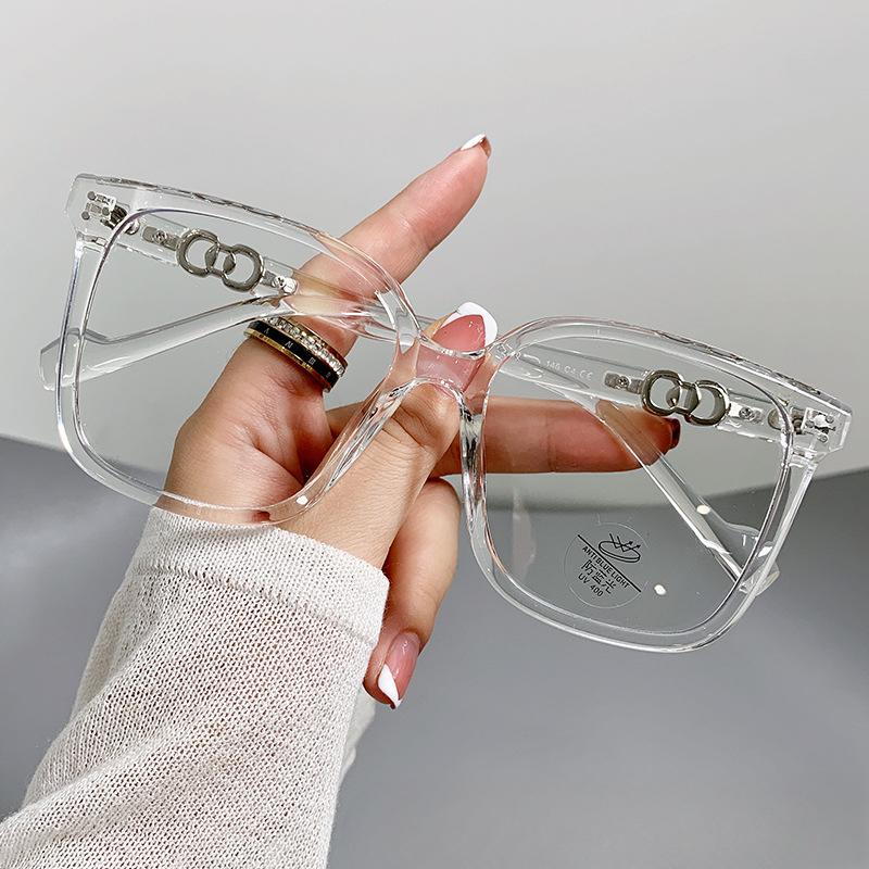 

Квадратные метры для ногтей, большая коробка, антисиние очки, маленькая красная книга с такой же корейской версией простого лица, которую можно сочетать с очками для близорукости Tide Girl. Blue light prevention