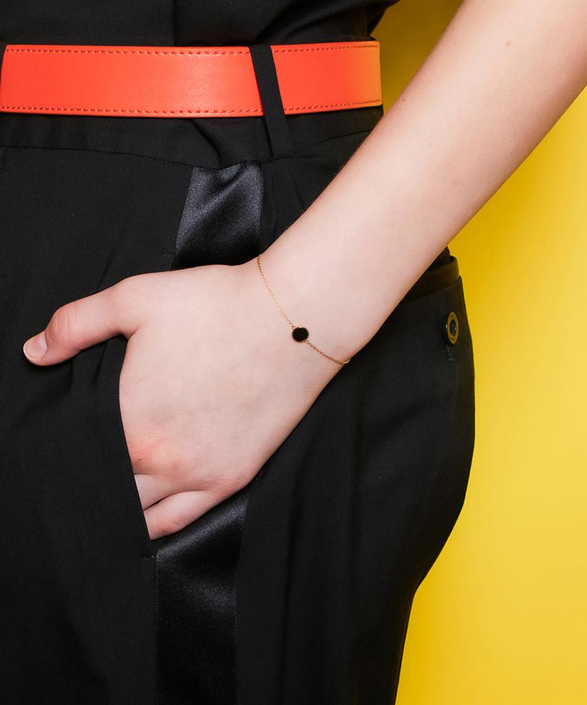Begins Roca Mini Round Onyx Bracelet