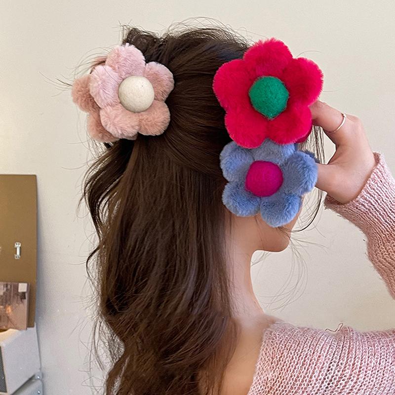 Plush Flower Hair Claw Large Shark Clip Simple Barrettes Crab Hair Clips Hairgrips Autumn Winter Hair Accessories