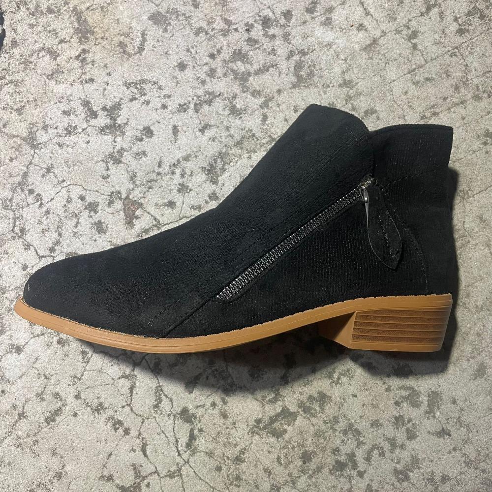Botas de Cano Curto para Mulheres Bico Redondo Zíper Lateral Salto Grosso Botas Femininas Tamanho Grande Botas da Moda Sapatos Femininos