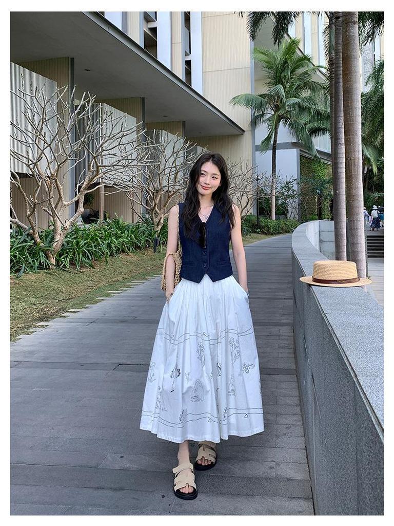 Vintage Chic Set: V-Neck Vest & Wide-Leg Pants, Two-Piece Ensemble