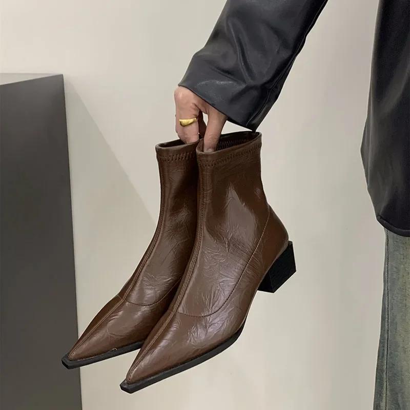 Móda Dámské úzké kotníkové boty se špičatou špičkou Módní čtvercový nízký podpatek Elegantní dámské krátké boty se zadním zipem Dámská obuv