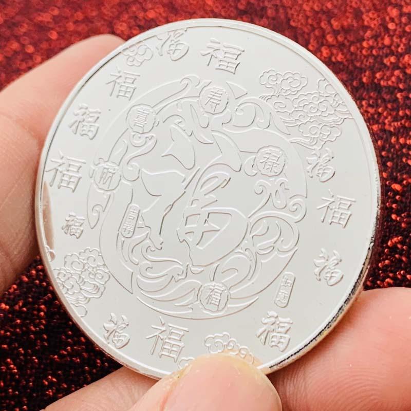 Chinese Qilin animal gold coins, painted commemorative medals, Hundred Blessings gold coins, coins, decorative commemorative coins
