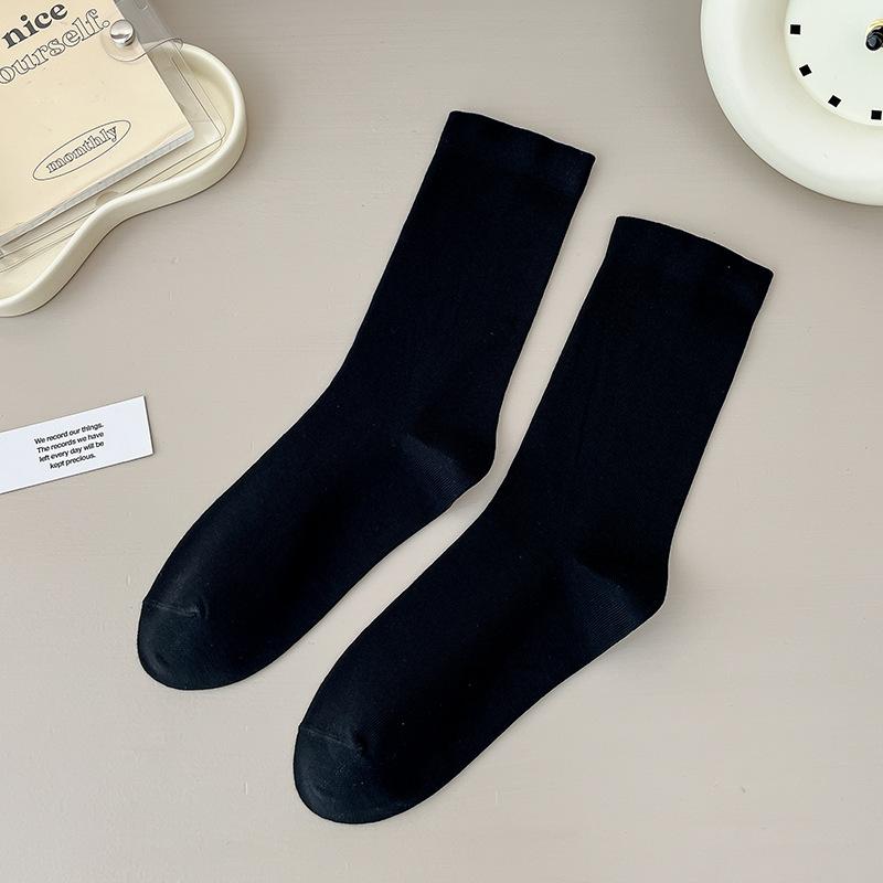 Female Spring and Autumn Sweat Absorption Deodorant Loose Mouth Boneless Month Son Tube Pile Socks