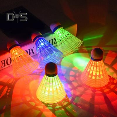 3/4 /8 Pcs LED Badminton Shuttlecocks Long-lasting Night Visible Nylon Glowing Shuttlecocks Windproof Lighting Badminton for Night Play