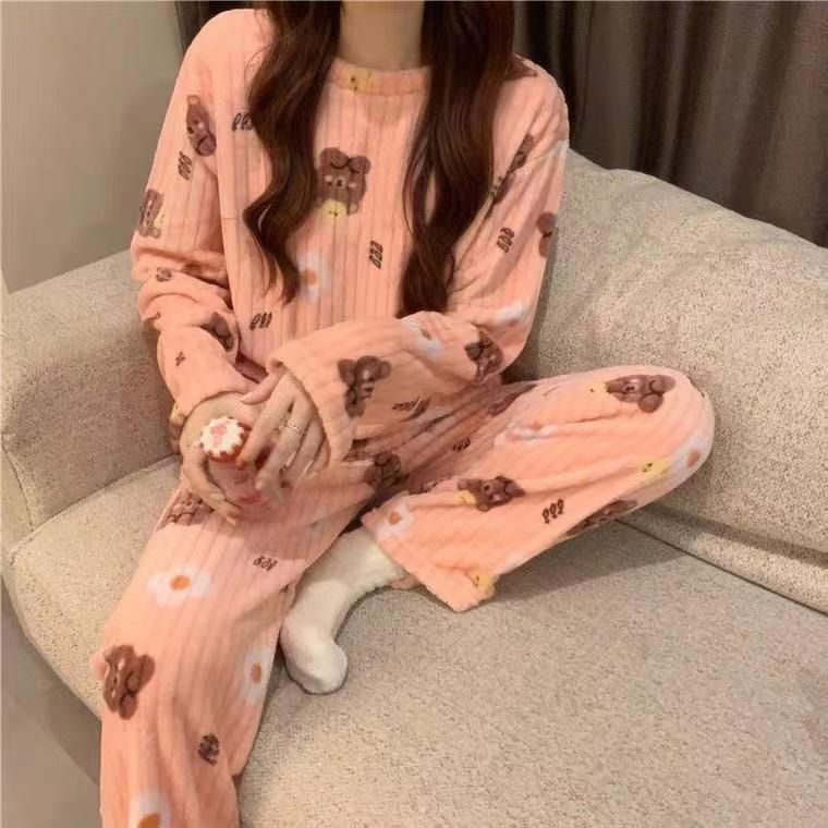 Women's Flannel Two-Piece Pajama Set: Round Neck, Loose Long Sleeve, Double-Sided Fleece Homewear.