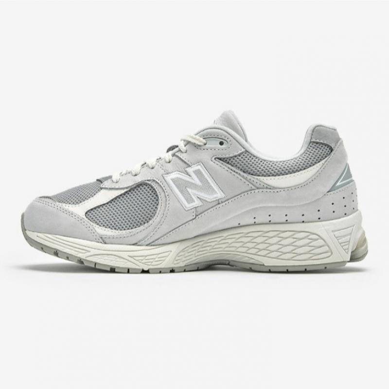New Balance Sneakers U2002rap