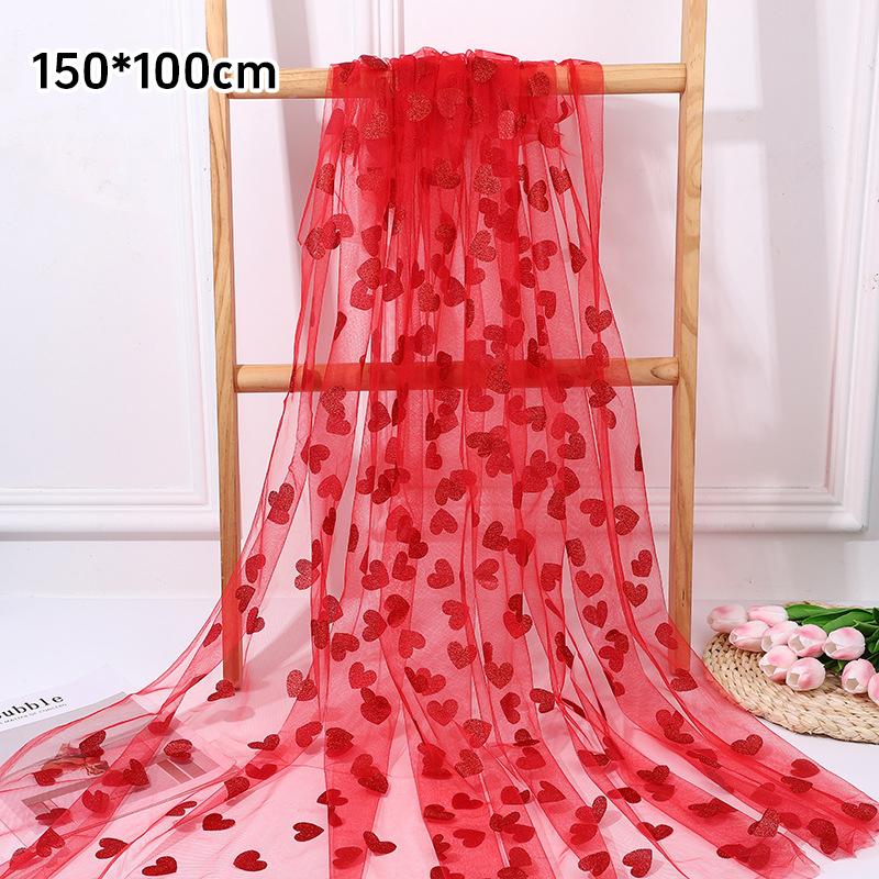 

Red Heart-Shaped Mesh Table Runner Romantic Heart Design Wedding Table Decor Transparent Heart Pattern Valentine s Day Party 100x150cm ярко-красный