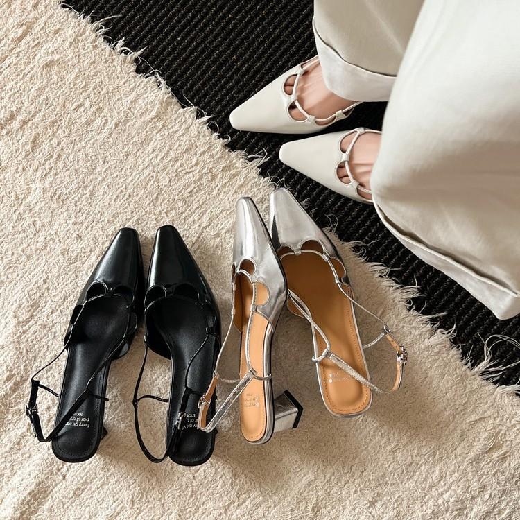 

33-40 Size Women s Shoes 2025 Summer Leather Baotou Backempty Sandals Silver Kitten and One-word Sandals 40 серебряный