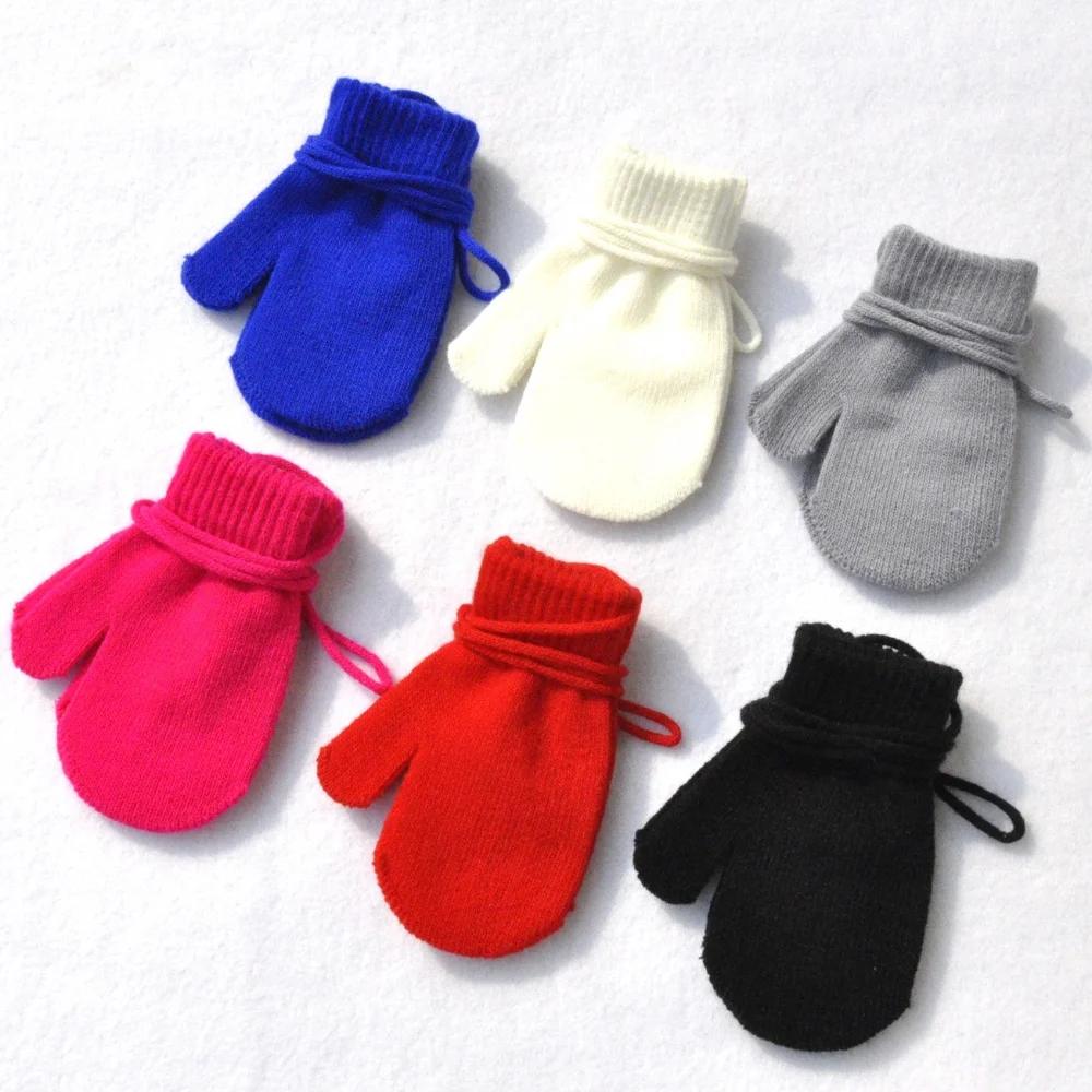 Winter Baby Gloves Warm Mittens Children Full Finger Gloves for 1-3Y Kids Hanging Neck Winter Gloves Newborn Baby Accessories