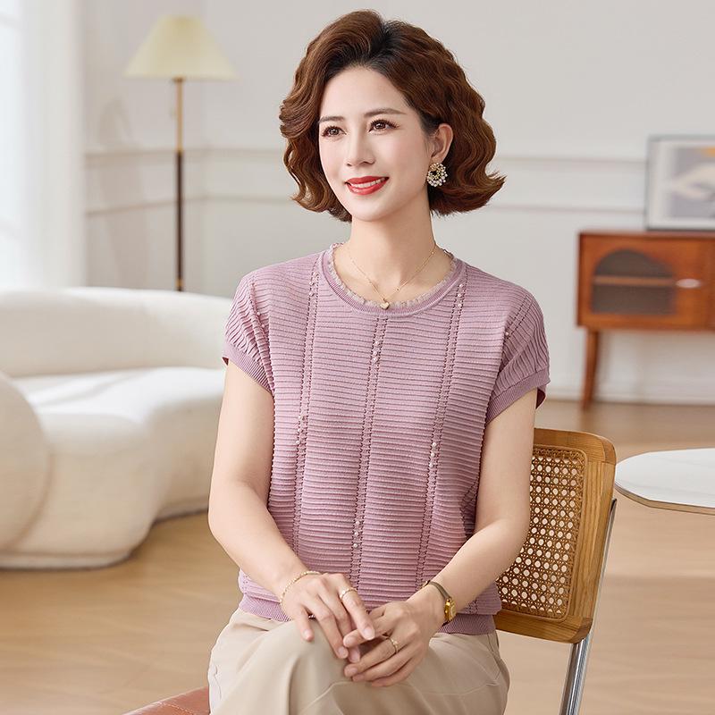 Stylish Knit Top: Women's Short-Sleeved Summer Shirt, Elegant and Versatile for Mothers and Seniors