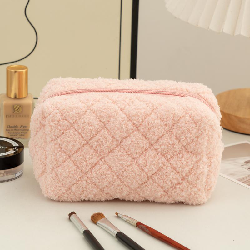 Plush Makeup Bags With Handle Soft Travel Cosmetic Storage Bag Portable Love Print Organizer Pencil Case Cute Clutch Pouch