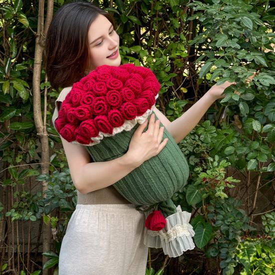 Rose Bouquet Pillow 2-in-1 Decorative Knitted Throw Pillow Blanket Machine Washable Bouquet Cushion for Couch Sofa Bed Anniversary Gift