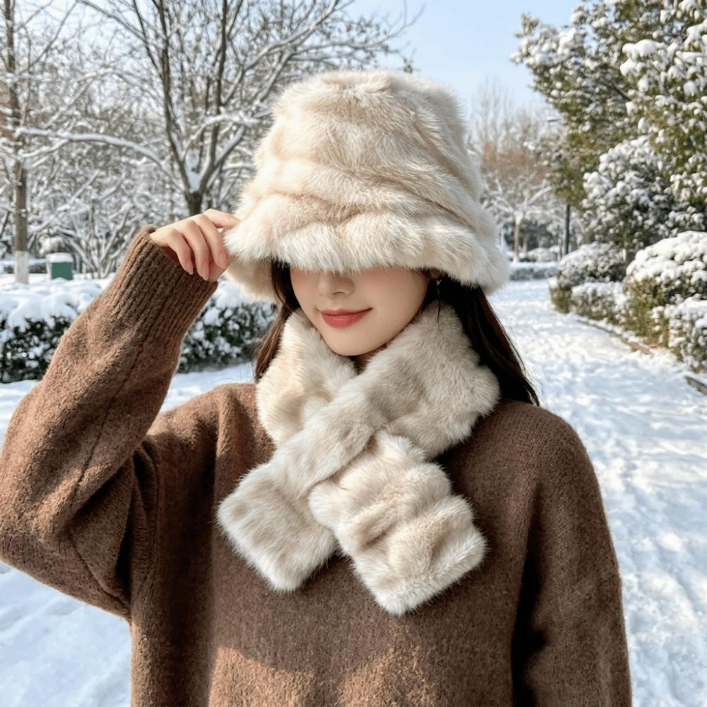 Windproof Winter Hat Scarf Set Thick Fur Snood Scarf Fashion Faux Fur Hat Scarf Set  Skiing Holiday