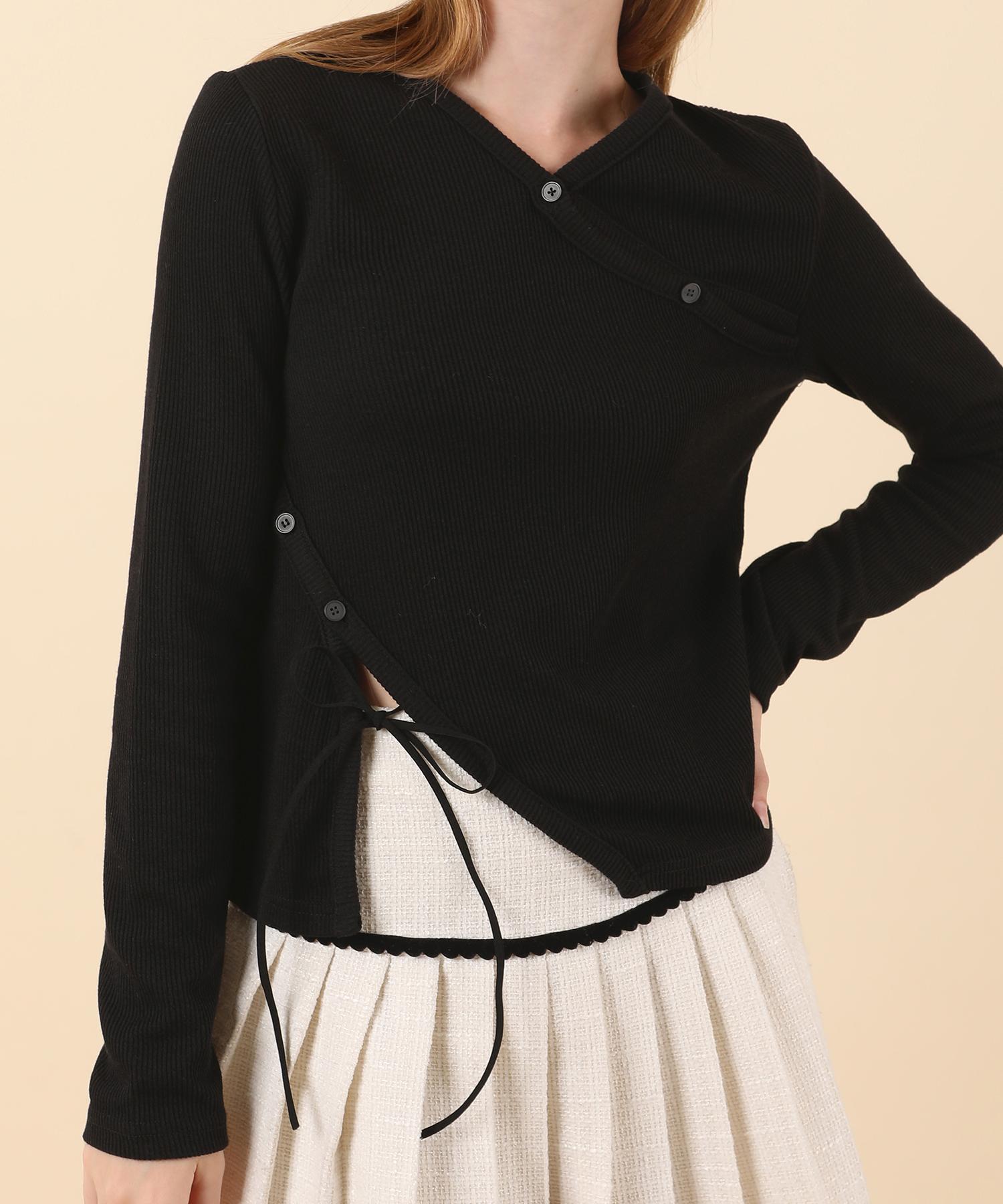Kathrin V-Neck Slit T-Shirt (Black) Black