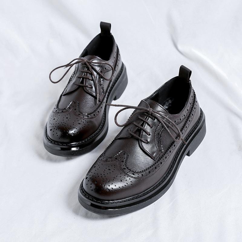 FashionNew Trending Brogues Classic Men Dress Shoes Men Oxfords Patent Leather Shoes Lace Up Formal Black Leather Wedding Party Shoes