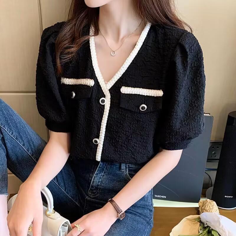 

Лето 2025 Топ из шифона с рукавами-буфами в французском стиле и V-образным вырезом - Модная женская рубашка с коротким рукавом Medium чёрный