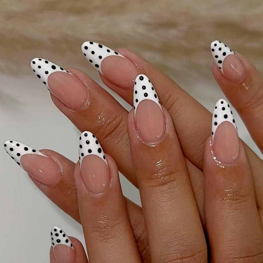 24pcs Medium Almond Shape False Nails Elegant Vintage White French-Style Press-On Nails Black White Contrasting Polka Dot Pattern Artificial Nails