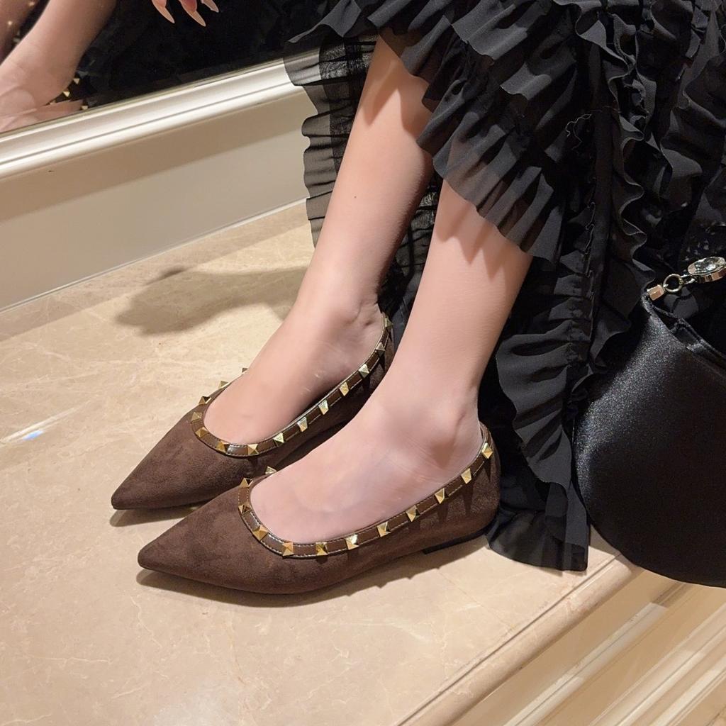 Star with the Same French Temperament Pointed Single Shoes Women Shallow Mouth Women Rivet Patent Leather Night Breeze Gentle Soft Bottom Flat Bottom