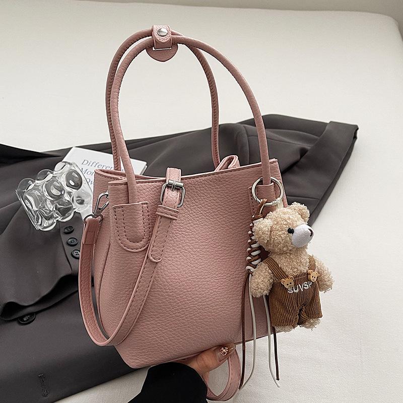 2025 Spring Simple Versatile Fashion Solid Color Portable Bucket Bag Premium Commuter Casual One Shoulder Crossbody Women's Bag