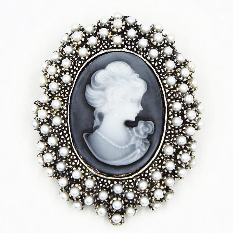 Retro European and American Queen Victoria Brooch - Vintage Cameo Corsage Jewelry