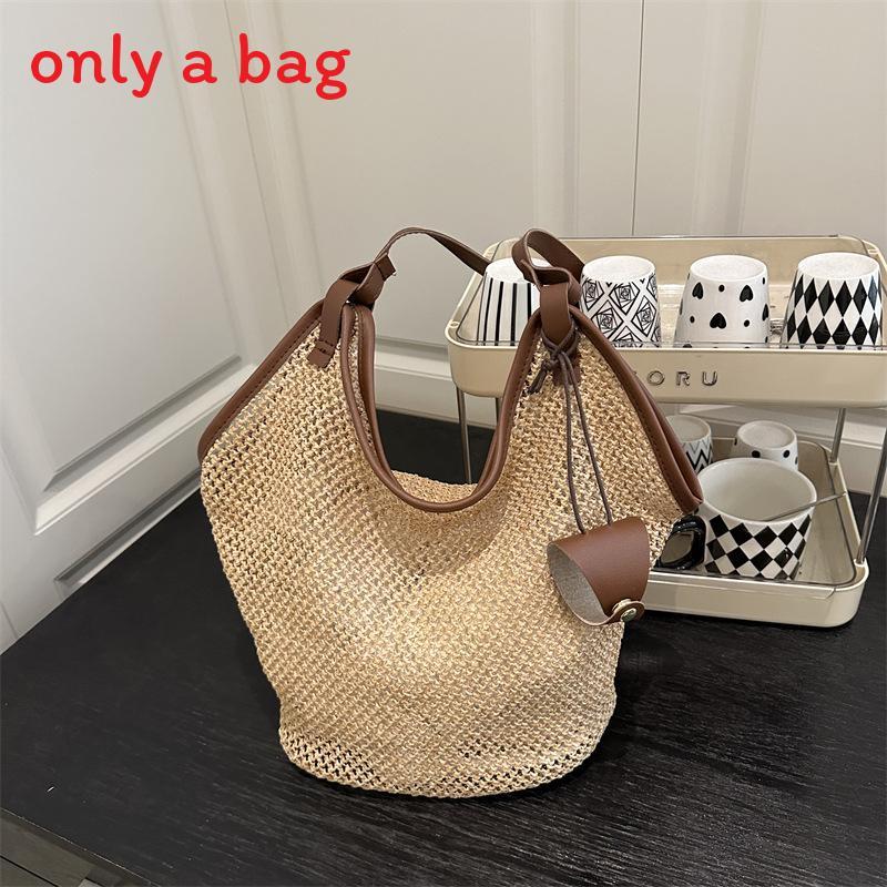Pvc Woven Tote Bag For Summer Beach Vacation With Large Capacity And Magnetic Closure