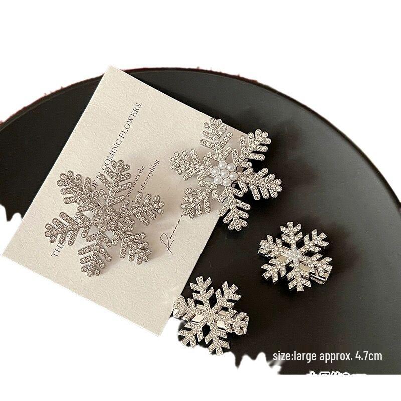 Sparkling Rhinestone Snowflake Duckbill Hair Clip in Korean Style - Christmas Versatile for Girls, Ponytail Accessory E18