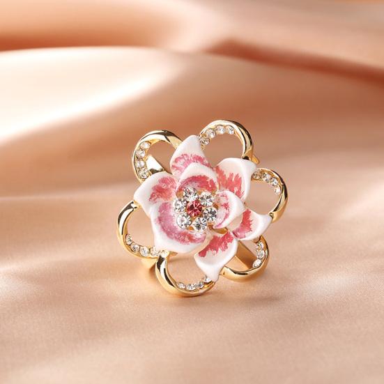 Women Brooch High-Gloss Rhinestone Inlay Sparkling Enamel Rose Flower Design Lapel Pin Non-Slip Buckle Scarf Badge Clothing Bags