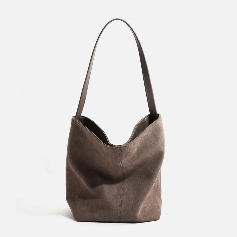 2024 Autumn/Winter High-End Matte Leather Women's Large Capacity Bucket Tote Bag - Versatile for Commuting