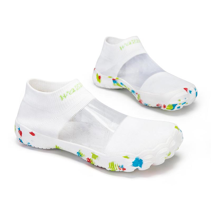 

New swimming shoes outdoor beach shoes couple stream shoes barefoot quick-drying shoes snorkeling shoes indoor fitness shoes men and women 35