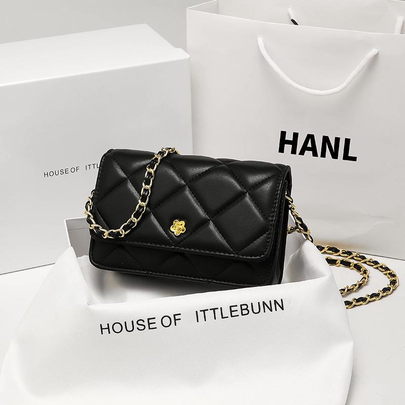 Diamond-Shaped Camellia Sheepskin Chain Shoulder Bag