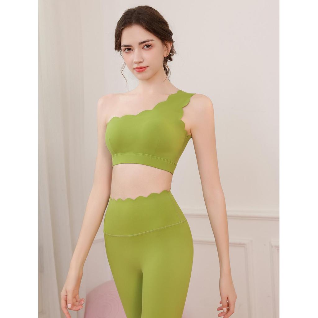 2024 Wave Lace Yoga Set: Shockproof Nude-Feel Fitness Vest